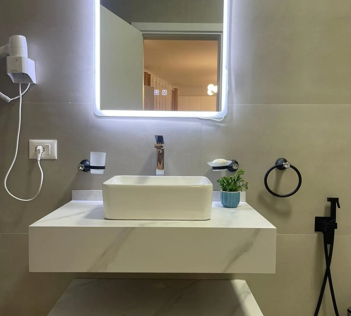 Juar Villa - Modern Apartments Tirana